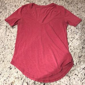 Lululemon Love tee. Light red heather. Size 6.